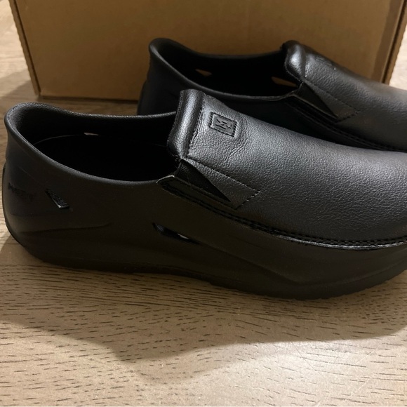 MOZO Men\'s Sharkz Il Loafer Us Size 10 main image 6